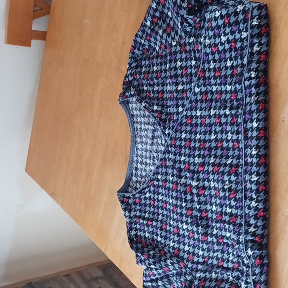 Gray scrub set 2 tops 1 bottom